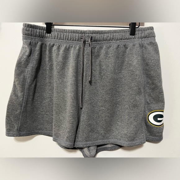 Fanatics Green Bay Packers Grey Women's Shorts Size XL - Picture 1 of 6